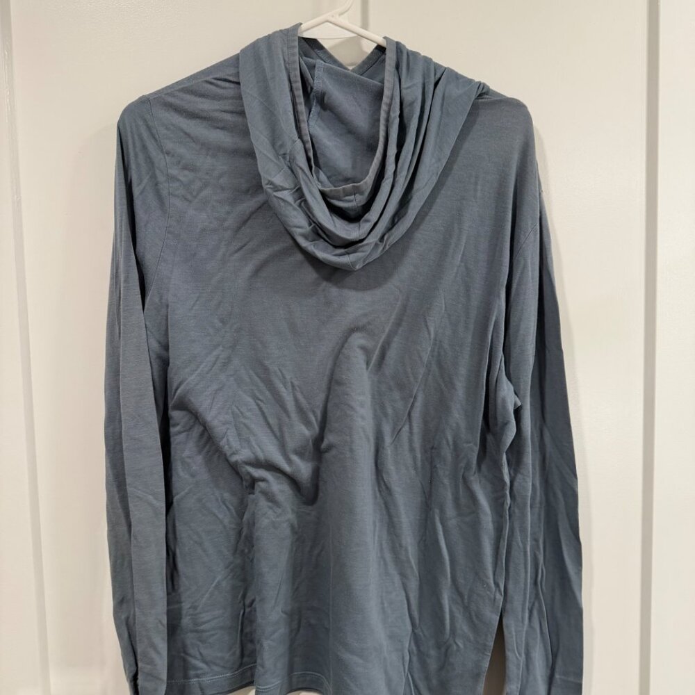 Free Fly Lightweight Hoodie – Green – Small - Picture 2 of 2